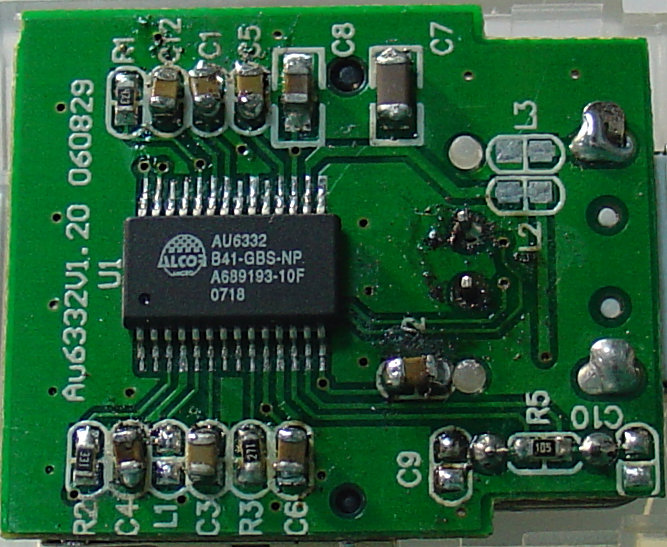 AU6332_sdhc_chip_card_reader